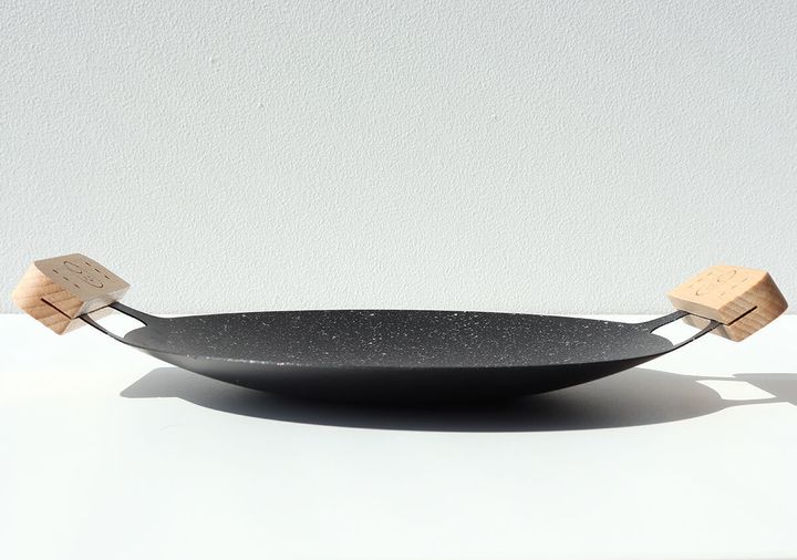 宝島社雑誌付録のモノマスター5月号増刊のちいかわくりまんじゅうのアウトドア鉄板皿3