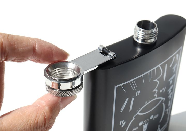 宝島社雑誌付録のモノマスター5月号のちいかわくりまんじゅうのスキットルセット3