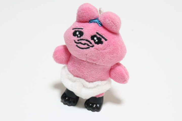 ダイソーのぬい用ブーツはぬいぐるみが自立する