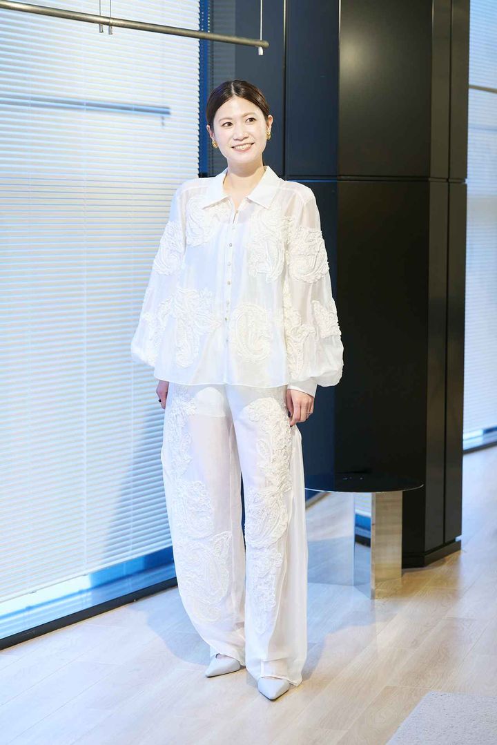 画像1: 【H&M EDITION】シャツ¥8,999、パンツ¥8,999 www2.hm.com