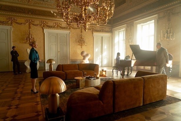 (C) 2024 Yellow Flower LLC (C) 2024 LIONS GATE ENTERTAINMENT INC. ALL RIGHTS RESERVED.