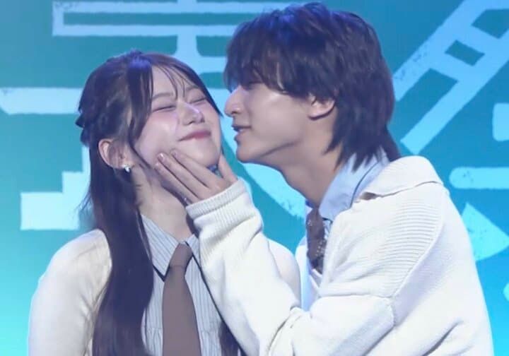 【写真・画像】人気カップルりんか＆はなみちがステージで「チューした！！！」付き合って2年半の仲良し姿に客席から大歓声「えぐいえぐい」 1枚目