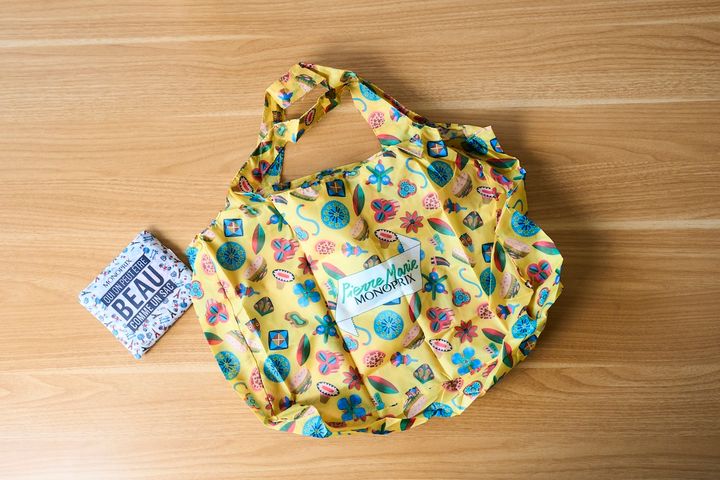 おみやげ探しにも便利なスーパー「モノプリ」の定番みやげはエコバッグ