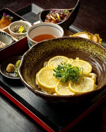 【京都府京都市】食事から甘味まで！「肉のおだきち伏見稲荷本店」に春の新作メニューが勢揃い