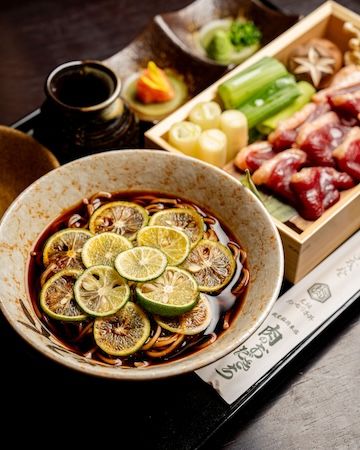 【京都府京都市】食事から甘味まで！「肉のおだきち伏見稲荷本店」に春の新作メニューが勢揃い