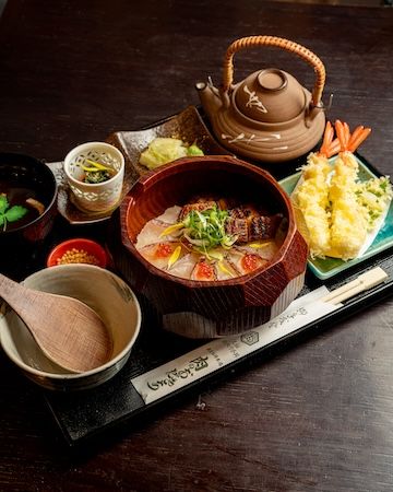 【京都府京都市】食事から甘味まで！「肉のおだきち伏見稲荷本店」に春の新作メニューが勢揃い