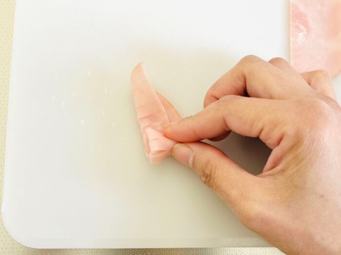 ビジュが大爆発する♡〈ハムの詰め方〉お弁当にテンション上がっちゃう「お花見に最高です…」