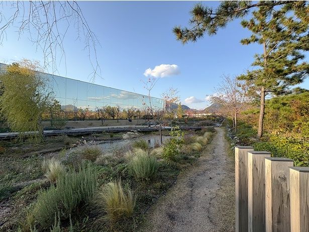 「エミール・ガレの庭」