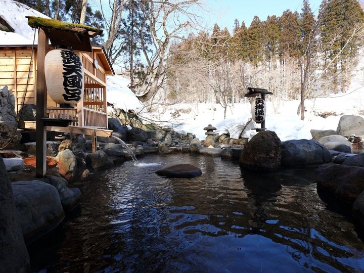 All About ニュース編集部は「名湯百選」に関するアンケート調査を実施。「名湯百選の中で、好き＆行ってみたい新潟県の温泉」ランキングで1位に選ばれたのは？