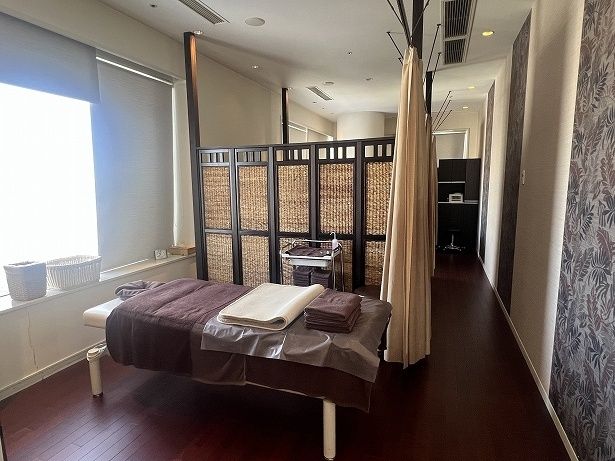 サウナ後や入浴後にトリートメントも受けられる(別途料金)