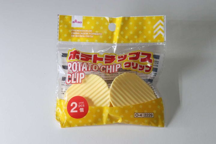 ダイソーのポテトチップスクリップ 2個のパッケージ