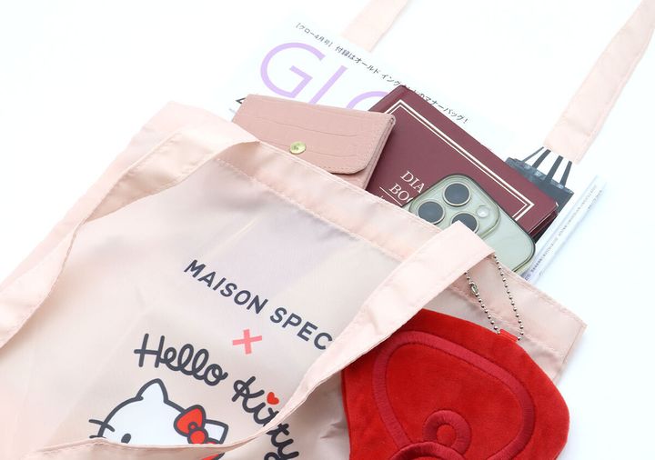 宝島社雑誌付録のＧＬＯＷ5月・6月合併号増刊のメゾンスペシャル×ハローキティのリボンポーチ＆トートバッグ4