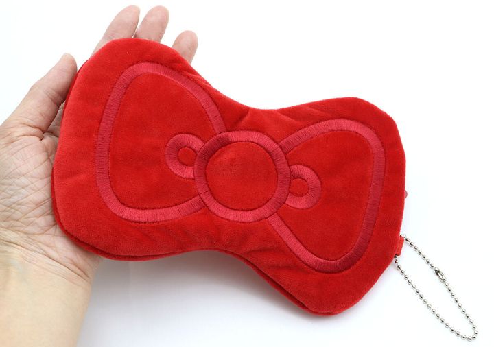 宝島社雑誌付録のＧＬＯＷ5月・6月合併号増刊のメゾンスペシャル×ハローキティのリボンポーチ＆トートバッグ5