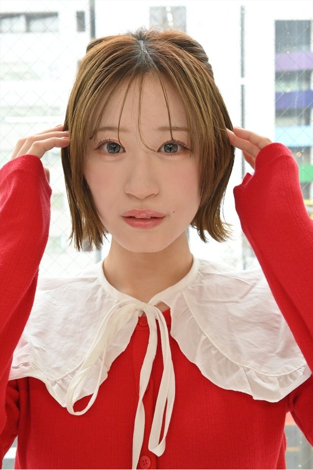 元NMB48の上西怜さんが、4月2日(木)に自身初となるコスプレ写真集『#れーちゃんこれくしょん』を発売する