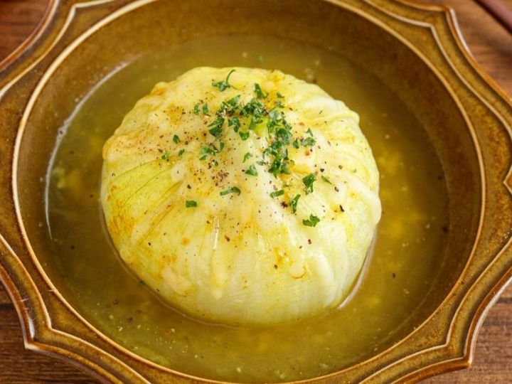 とろとろ♡まるごと新たまねぎのカレーチーズ蒸し
