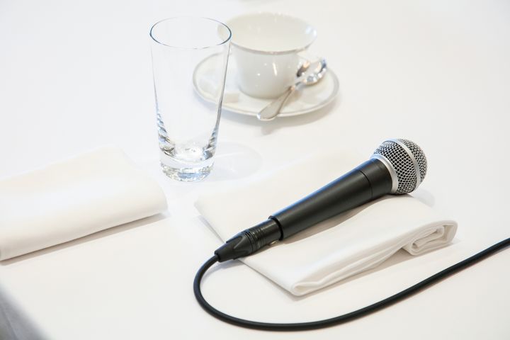 結婚式の友人スピーチで面白くする際の注意点