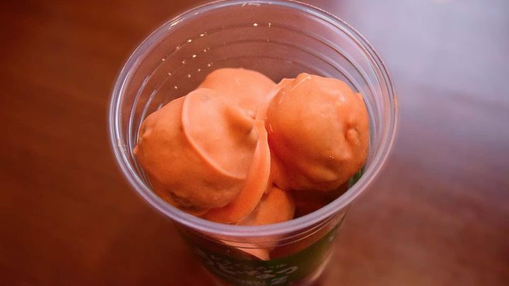 丸亀製麺「ドラゴンボールうどーなつ（チョコ味）」