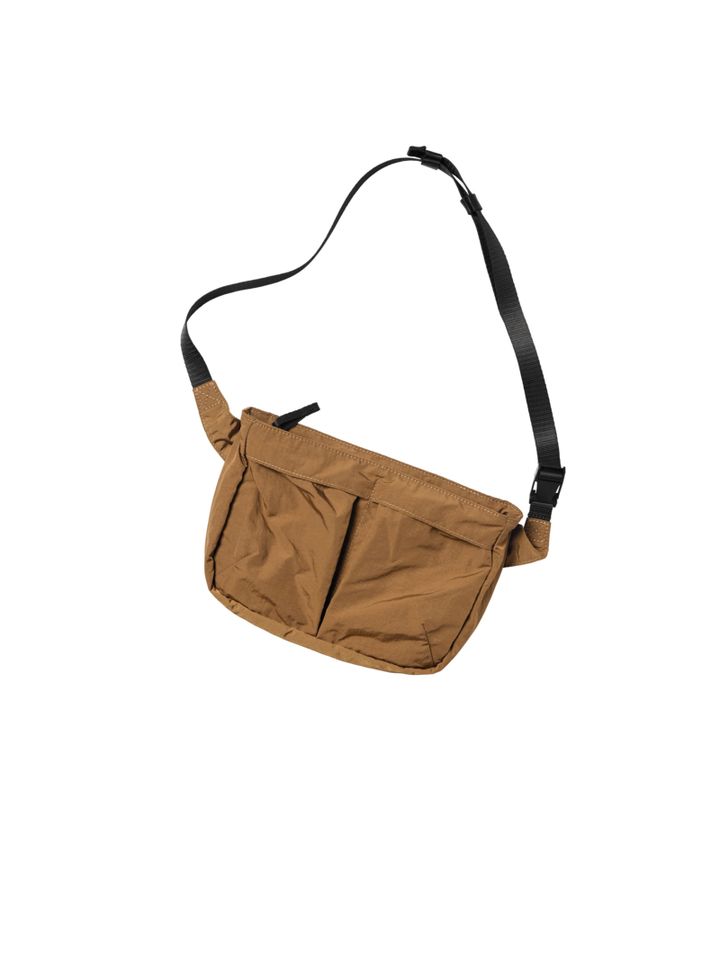 パッカブルクロスボディバッグ￥1,990