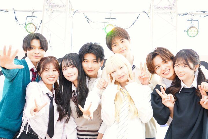 【写真・画像】『今日好き』付き合いたて“はるねね”カップルのサプライズ登場に観客大興奮！「東京ドリームパーク」オープン記念イベントで番組ファンと“貴重な触れ合い” 1枚目