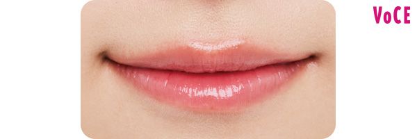 塗り比べ：センシュアル ティンティッドシャイン リップセラム