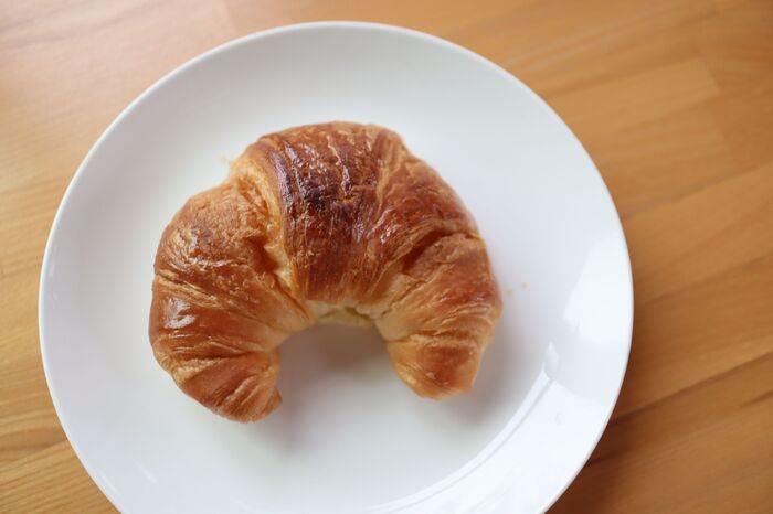 クロワッサンを2分放置してみて♡お店の焼き立てを再現する方法【やってみた】