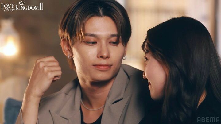 【写真・画像】「怖い怖い怖い！」”神スタイル”童顔美女との音漏れキスの30分後に…！王子様系モデルの衝撃行動にスタジオ騒然 2枚目