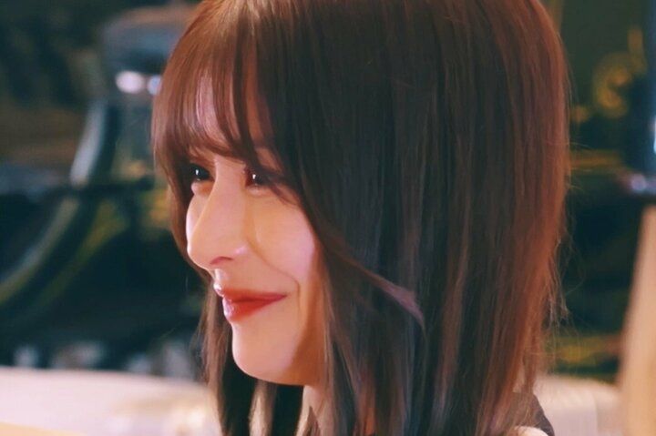 【写真・画像】「早く私のこと好きになれよ！」元子役の童顔女優が”腹いせキス”！ イケメン経営者との再会で猛アピール 1枚目