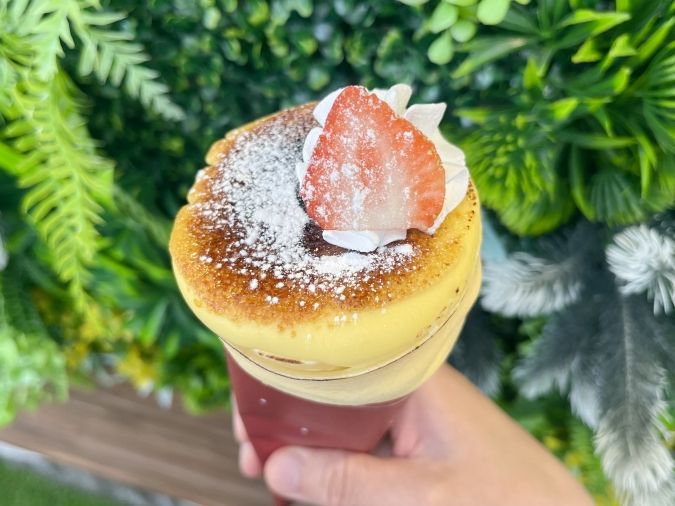 UluuGardensSAGA（うるうガーデンズ佐賀）あまおうミルフィーユブリュレクレープ