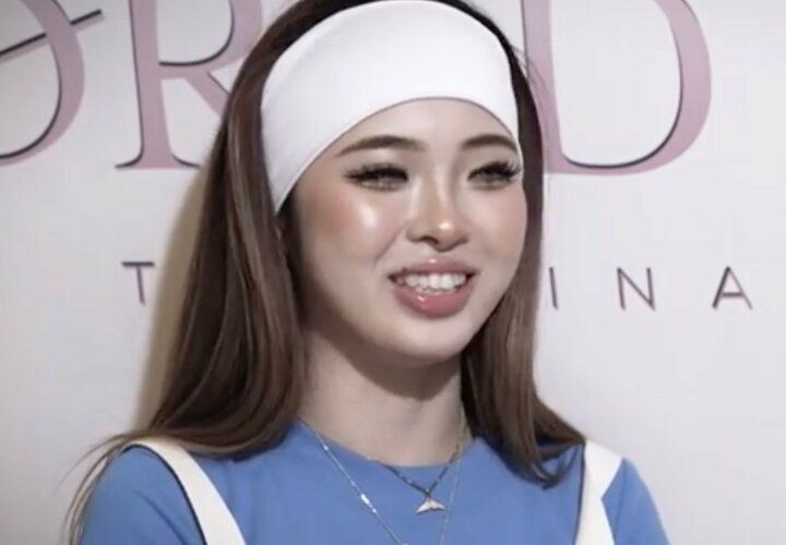 【写真・画像】華やかなメイクと長い爪が話題の20歳練習生、自宅ですっぴん姿公開！過去に手術も 2枚目