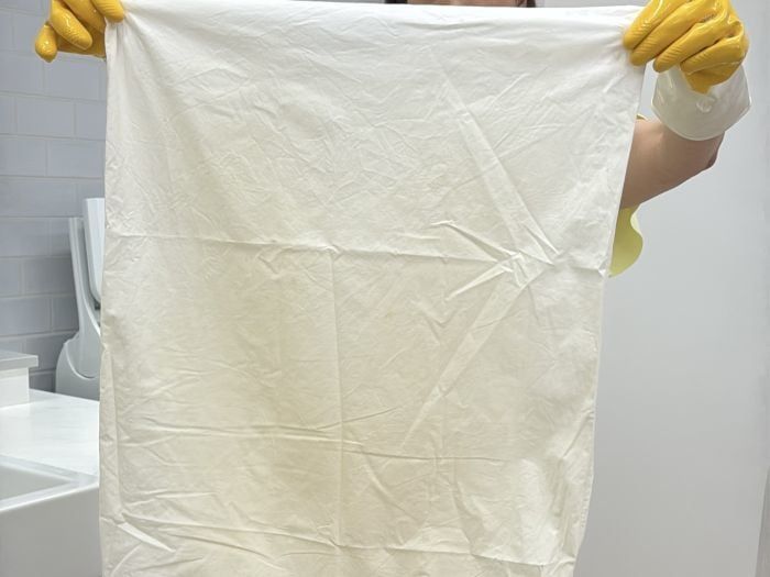 黄ばんだ枕カバー