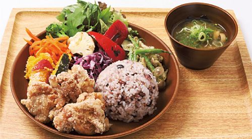 photo：「イオンモール神戸北」兵庫初出店の「鳥〇食堂×タニタカフェ」のメニュー。※各イメージ