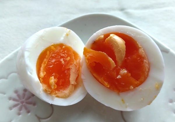 卵を切ったところ