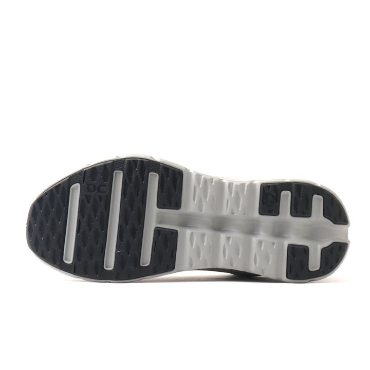 オンの「クラウドティルト リミックス 1」¥24,200