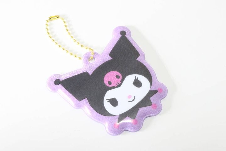 ダイソーの反射キーホルダー クロミ