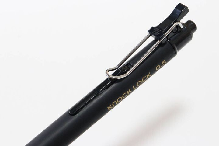 セリアの誤ノック防止 ゲルインクボールペンのクリップ