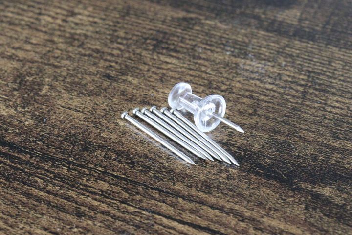 セリアのはずれにくいピンフックの釘の太さ