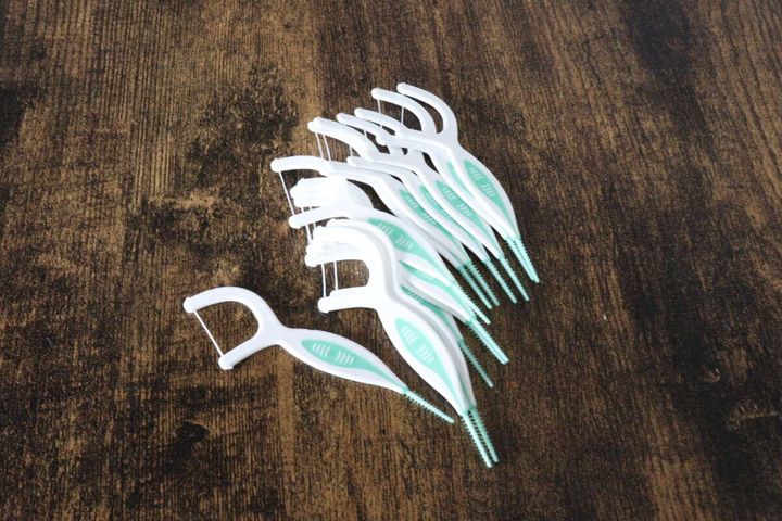 2wayソフト歯間フロス 中身