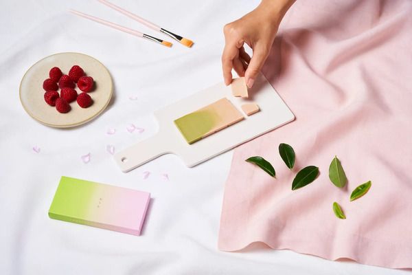 【東京都千代田区】三菱一号館美術館で、展覧会オリジナルパッケージの「イロドリ チョコレート」発売！