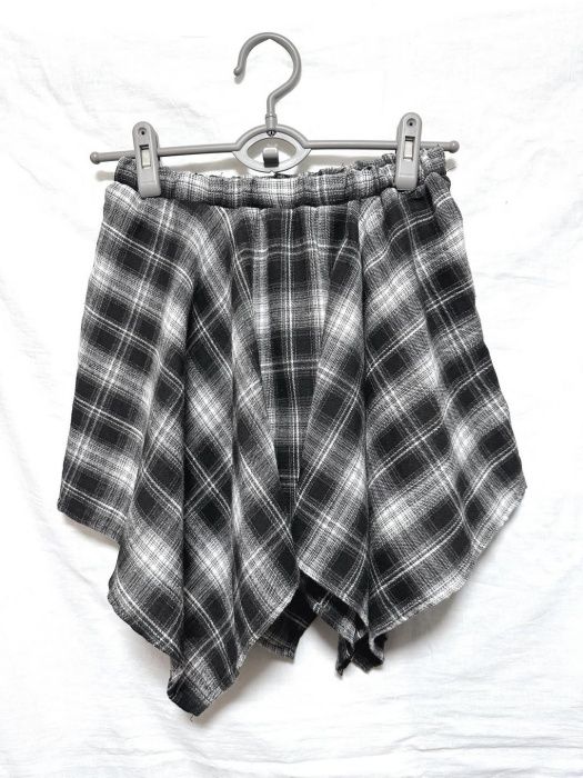 しまむら「チェック2WAYキャミヘムスカート」