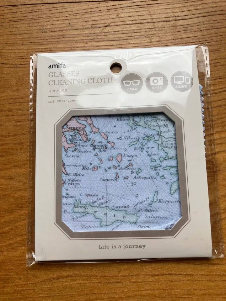 Seria(セリア)：メガネ拭き 旅気分