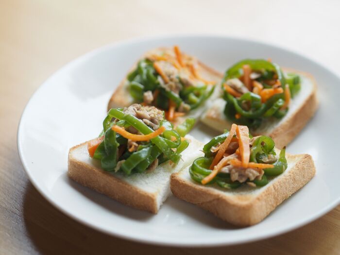 無限ピーマンのせトースト