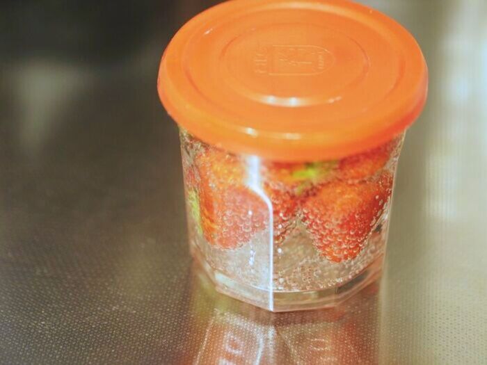 シュワシュワ感がやみつきに！『いちごの炭酸漬け』作ってみた。甘さが引き立ちますよ♡