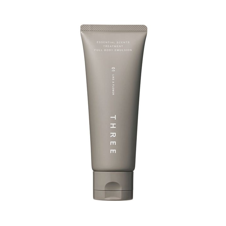 THREE［スリー］エッセンシャルセンツ トリートメント フルボディ エマルジョン 01