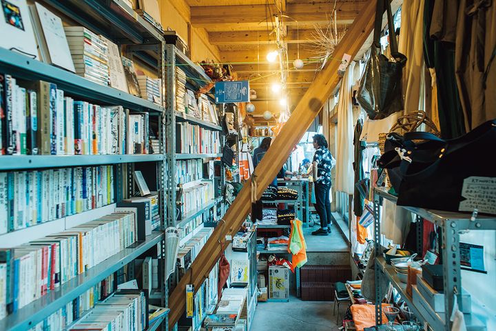 京都〈ba hutte.〉店内