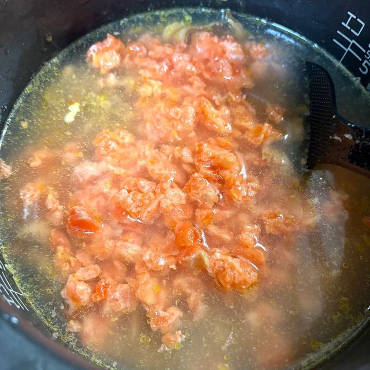 SNSで話題の一撃メシにチャレンジ！丸美屋「とり釜めしの素」が使える