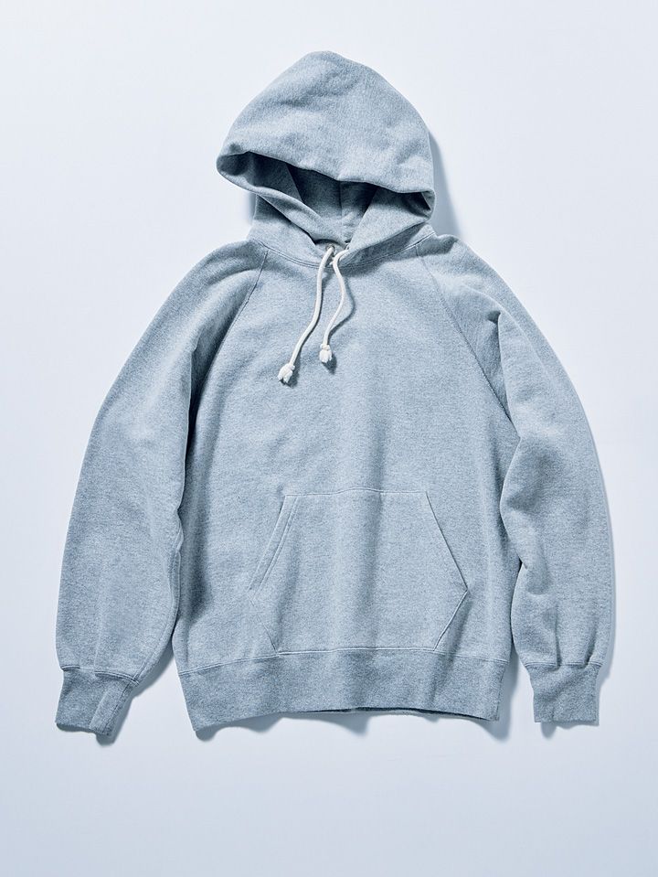 今日はどれにする？春コーデに欠かせないフーディ、セーター、スウェット12選