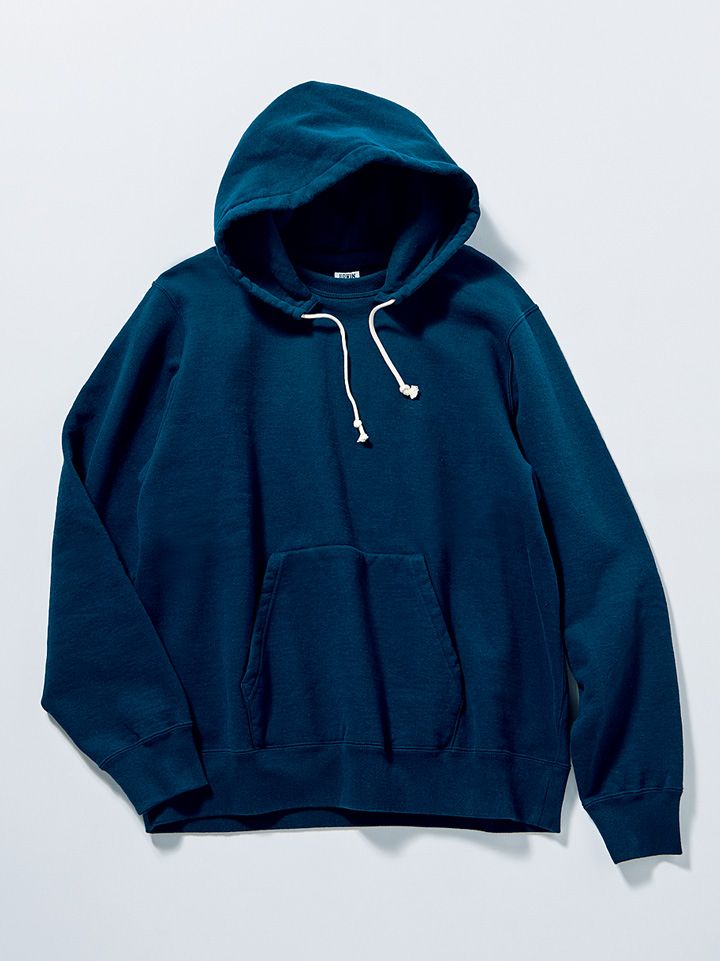 今日はどれにする？春コーデに欠かせないフーディ、セーター、スウェット12選