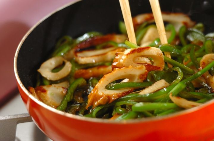 簡単副菜！ピーマンとちくわのきんぴらの作り方1