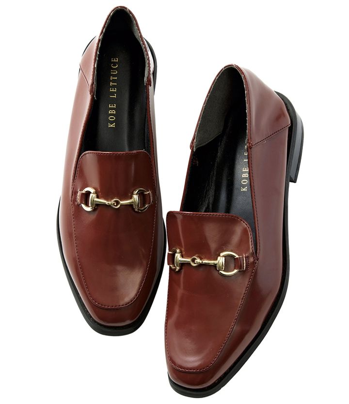 神戸レタスの細身シルエットが美しいブラウンローファー。