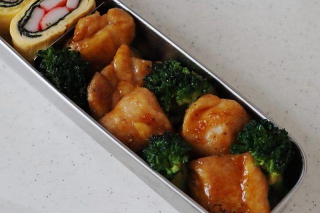 2品弁当の詰め方プロセス